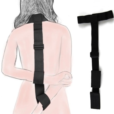 BDSM белезници за ръце с нашийник