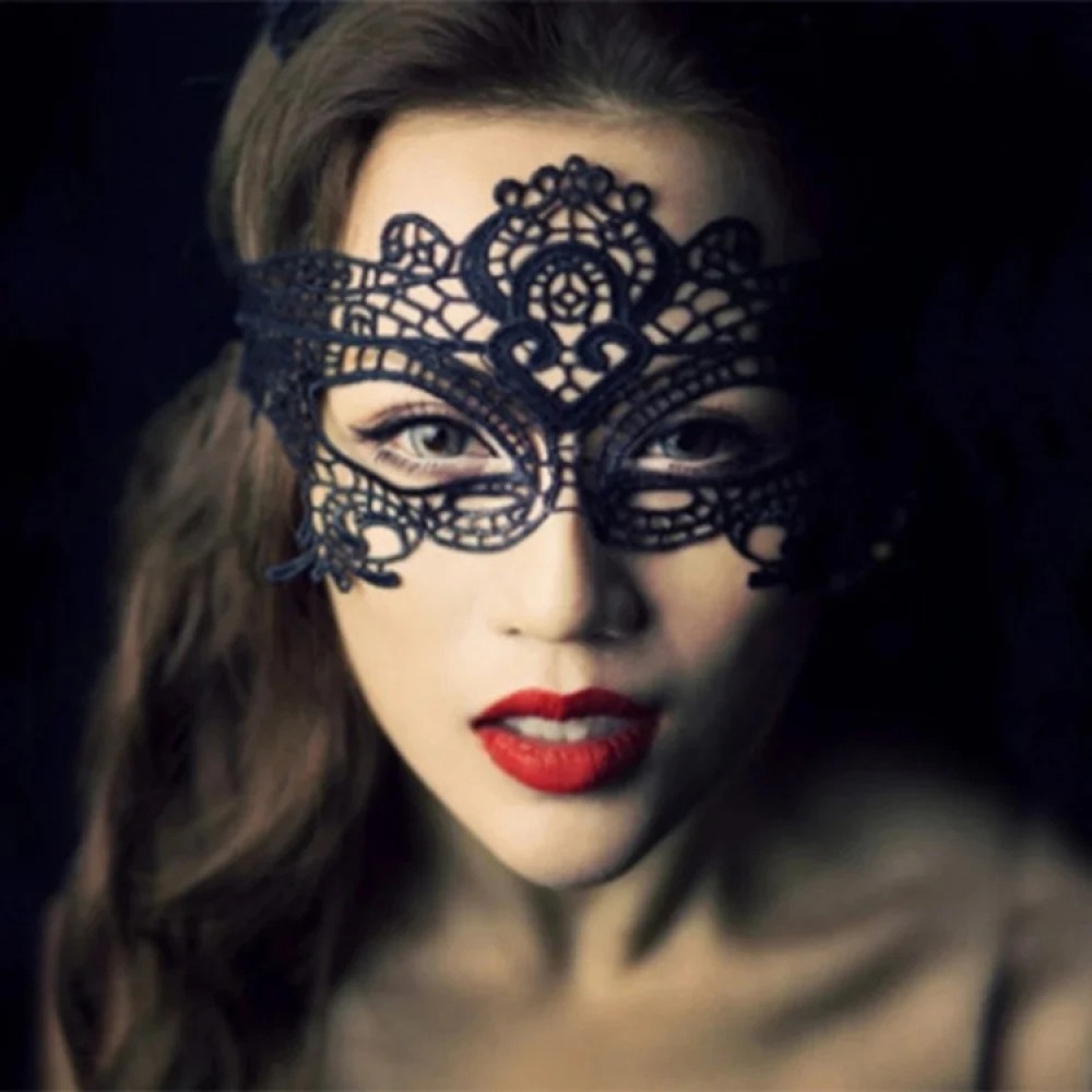 Черна BDSM маска sexy eyes от плетена дантела